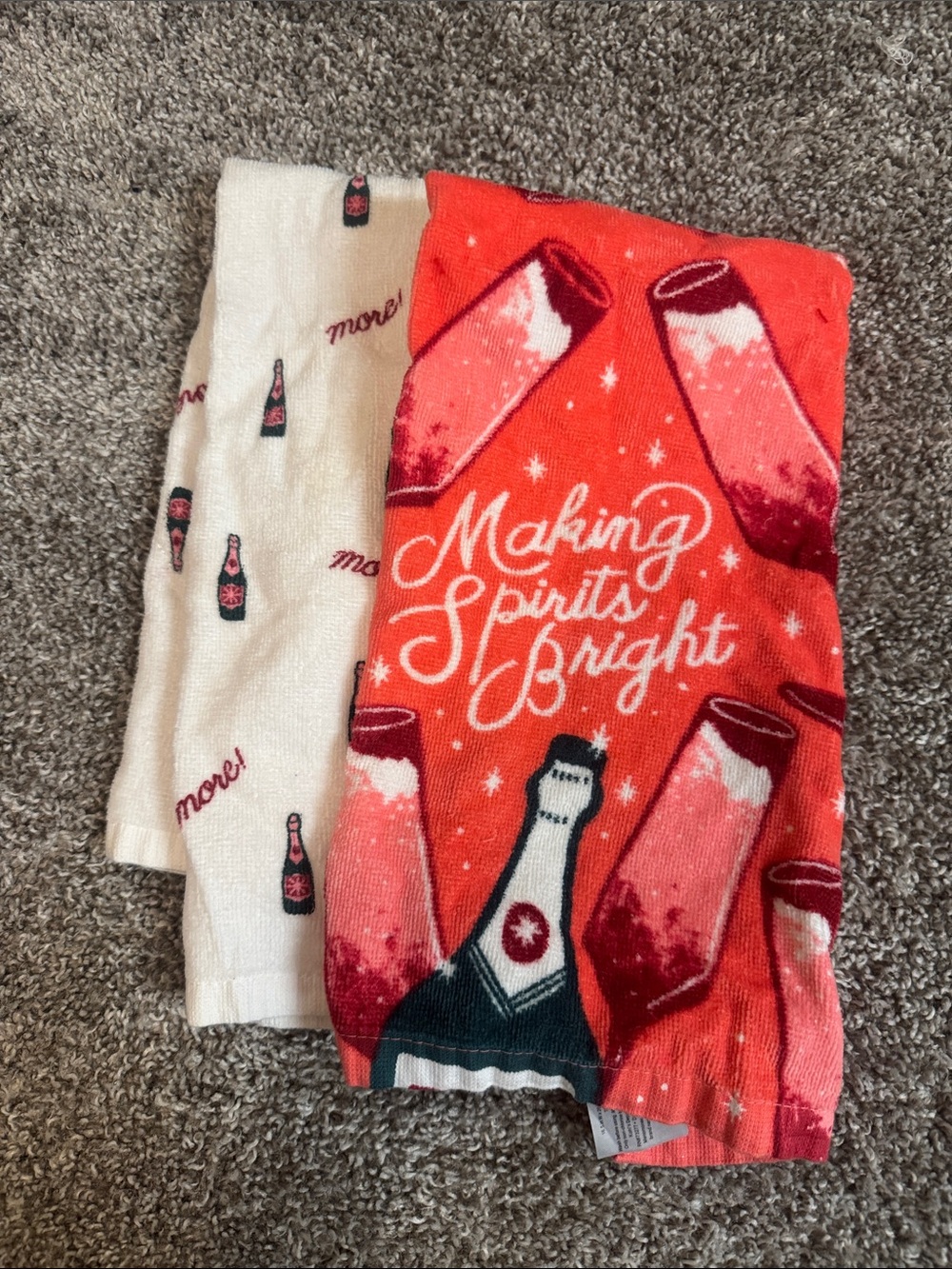 Sparkling Wine Holiday Kitchen Towels - Red & Cream